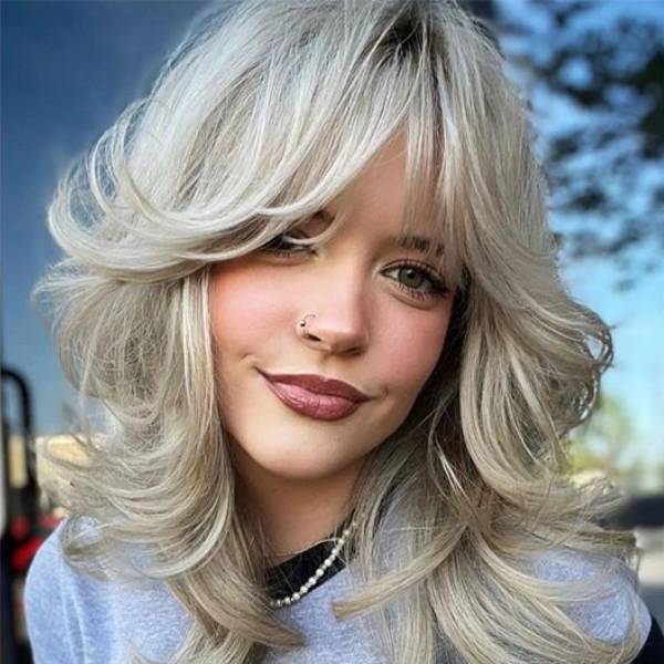Butterfly Haircut With Bangs: 19 Looks and Essential Care Tips