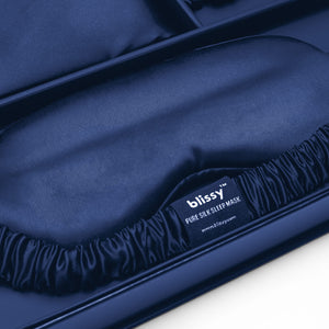 Blissy King Blue Blissy Dream Set Lifestyle – Mulberry Silk