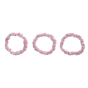 Blissy Blush Blissy Skinny Scrunchies Lifestyle – Mulberry Silk