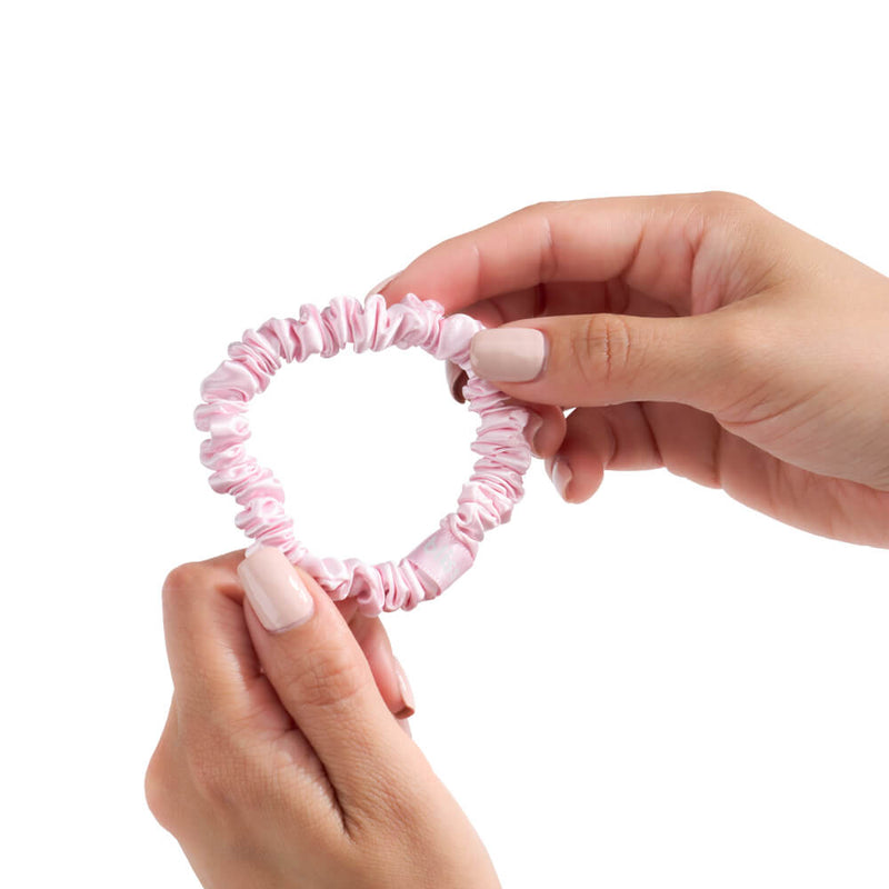 Blissy Blush Silk Blissy Skinny Scrunchies Detail –