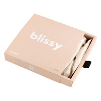 100% Mulberry Silk Blissy Silk Halo Bonnet Close-Up – Blissy 22 Momme Silk