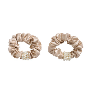 Champagne Blissy Petite Pearl Scrunchies Close-Up – Blissy 22 Momme Silk
