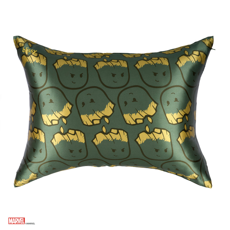 Blissy Marvel™ Silk Pillowcase Detail –