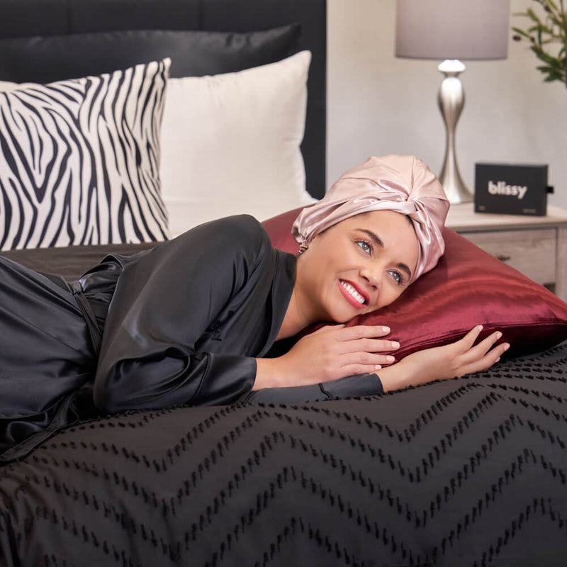 Blissy Large Pink Blissy Bonnet Lifestyle – Mulberry Silk
