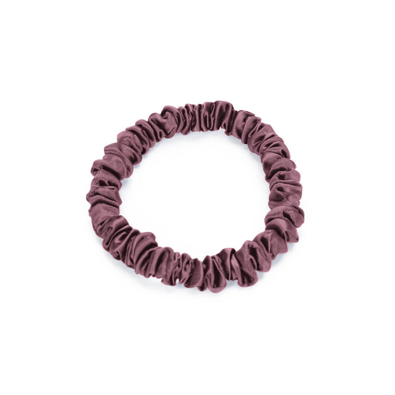 Plum Blissy Skinny Scrunchies Close-Up – Blissy 22 Momme Silk