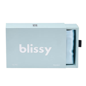 Blissy Sky Blue Silk Pillowcase Detail – Queen