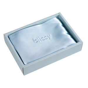Blissy Queen Sky Blue Pillowcase Lifestyle – Mulberry Silk