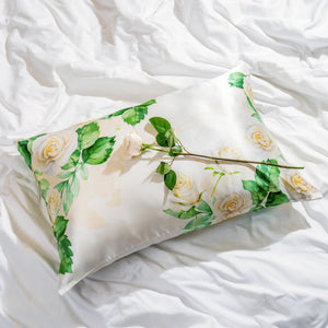 Blissy Queen Zodiac Flower Pillowcase Lifestyle – Mulberry Silk