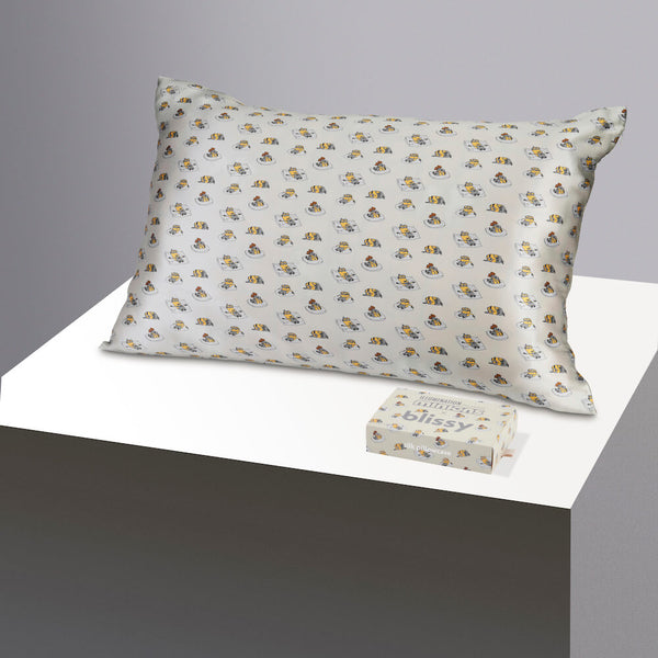 Blissy Chillin' Minions Pillowcase – 22 Momme Mulberry Silk, 100% Silk