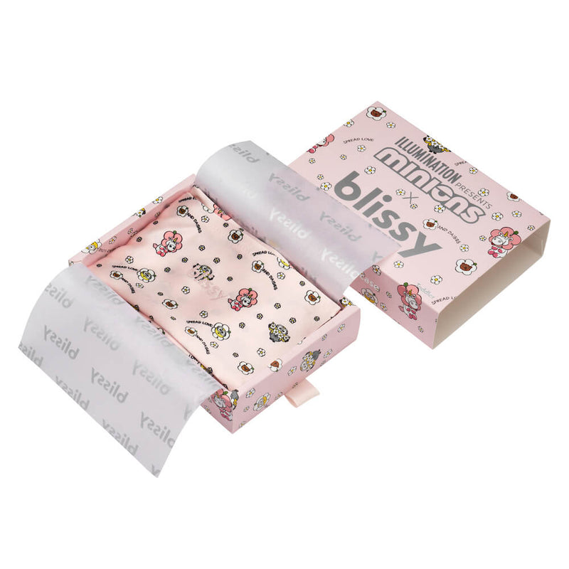 Pink Bello Daisy Minions Pillowcase Close-Up – Blissy 22 Momme Silk