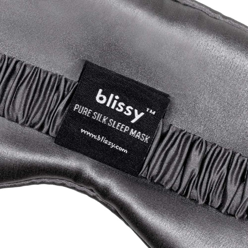 Blissy Grey Sleep Mask Lifestyle – Mulberry Silk