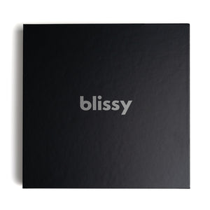 Blissy Queen Tie-Dye Blissy Dream Set Lifestyle – Mulberry Silk